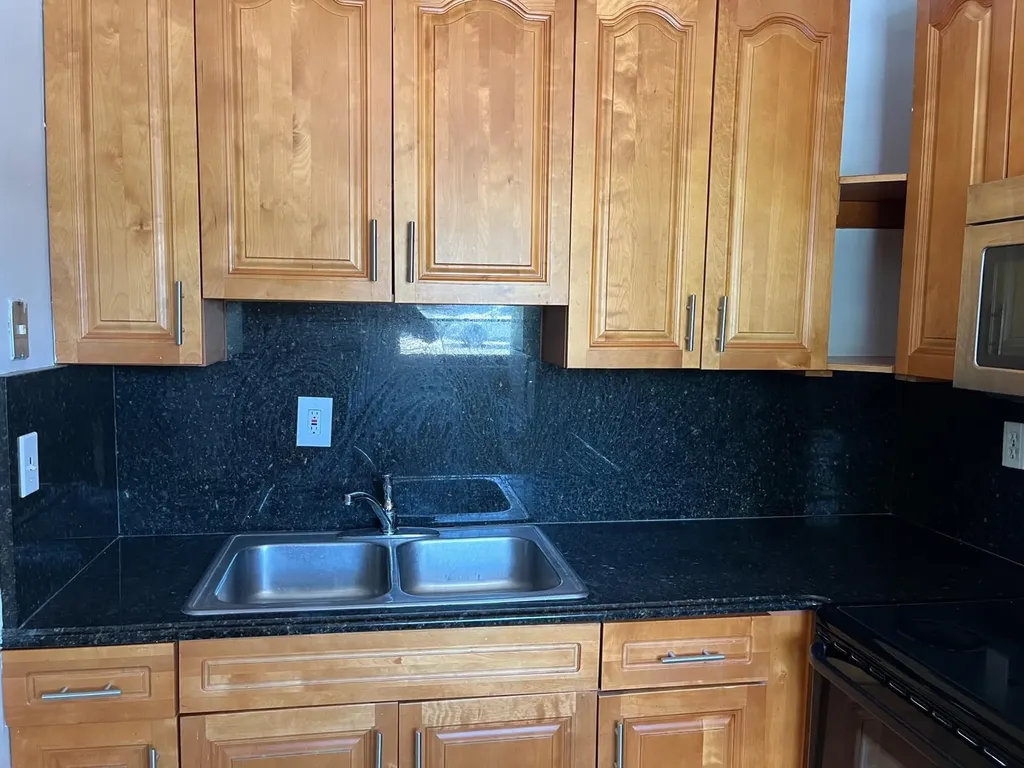 4000 NW Woodside Drive Coral Springs FL 33065