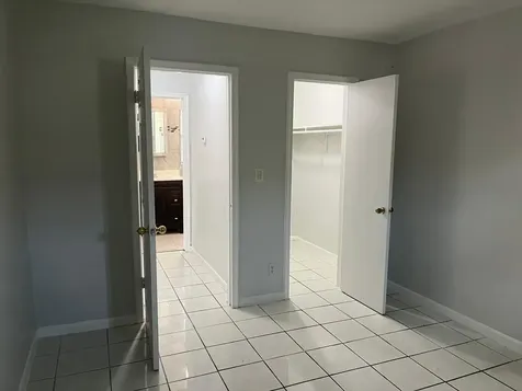 4000 NW Woodside Drive Coral Springs FL 33065