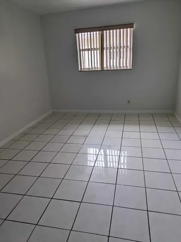 4000 NW Woodside Drive Coral Springs FL 33065