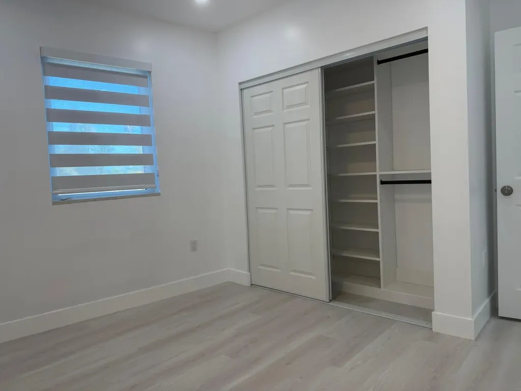 501 El Prado West Palm Beach FL 33405