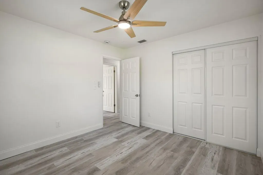 911 SE Dolphin Drive Stuart FL 34996
