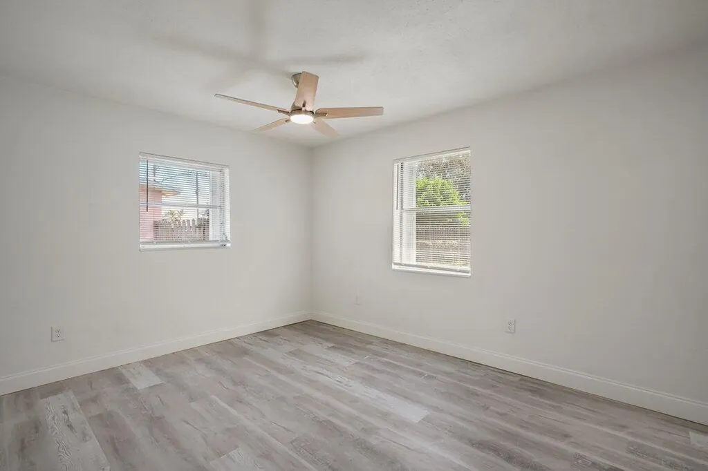911 SE Dolphin Drive Stuart FL 34996