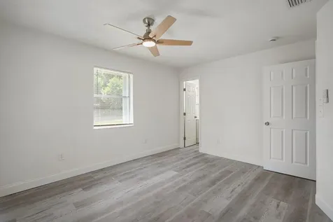 911 SE Dolphin Drive Stuart FL 34996