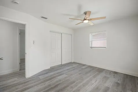 911 SE Dolphin Drive Stuart FL 34996