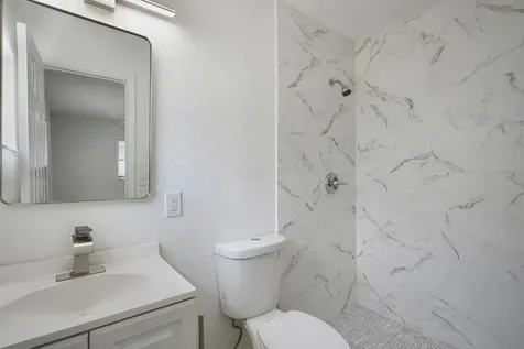 911 SE Dolphin Drive Stuart FL 34996