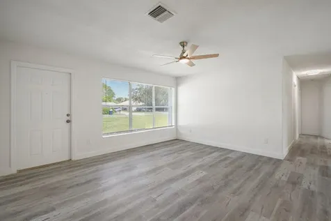 911 SE Dolphin Drive Stuart FL 34996