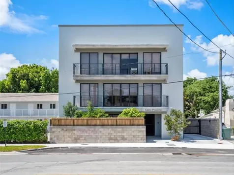 1053 NW 29th Street Miami FL 33127