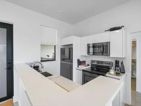 1053 NW 29th Street Miami FL 33127