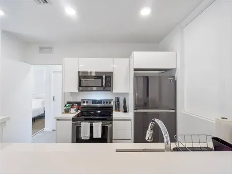 1053 NW 29th Street Miami FL 33127