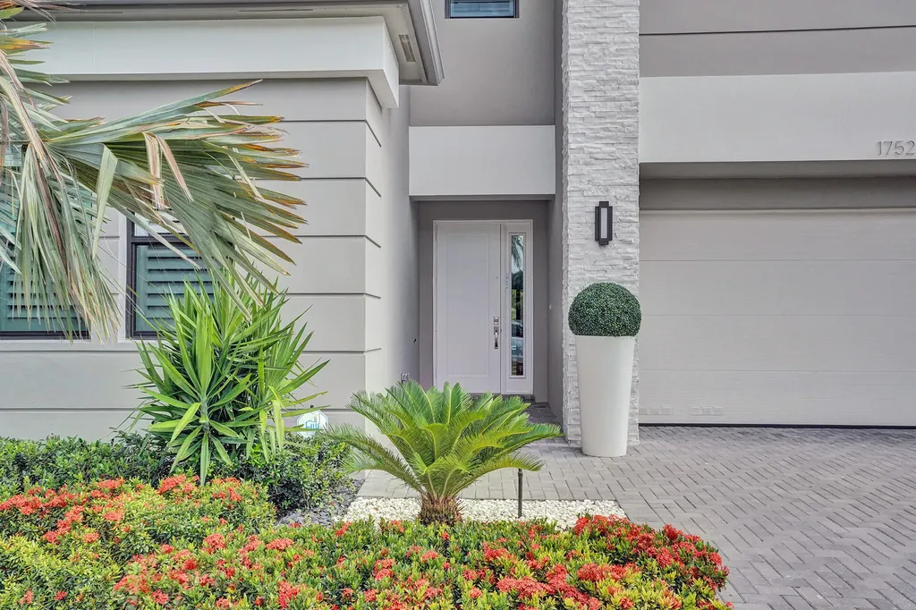 17523 Rainstream Road Boca Raton FL 33496