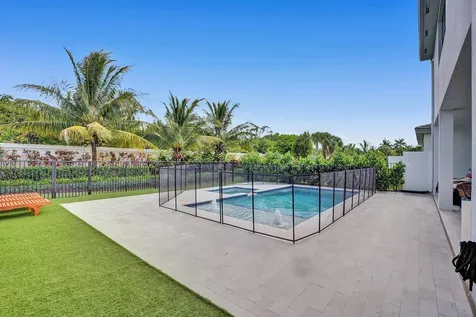 17523 Rainstream Road Boca Raton FL 33496