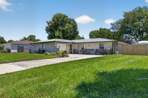 6605 Paso Robles Boulevard Fort Pierce FL 34951