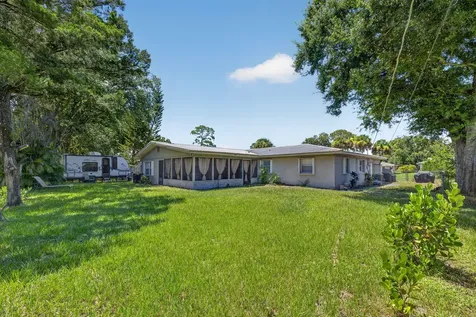 6605 Paso Robles Boulevard Fort Pierce FL 34951