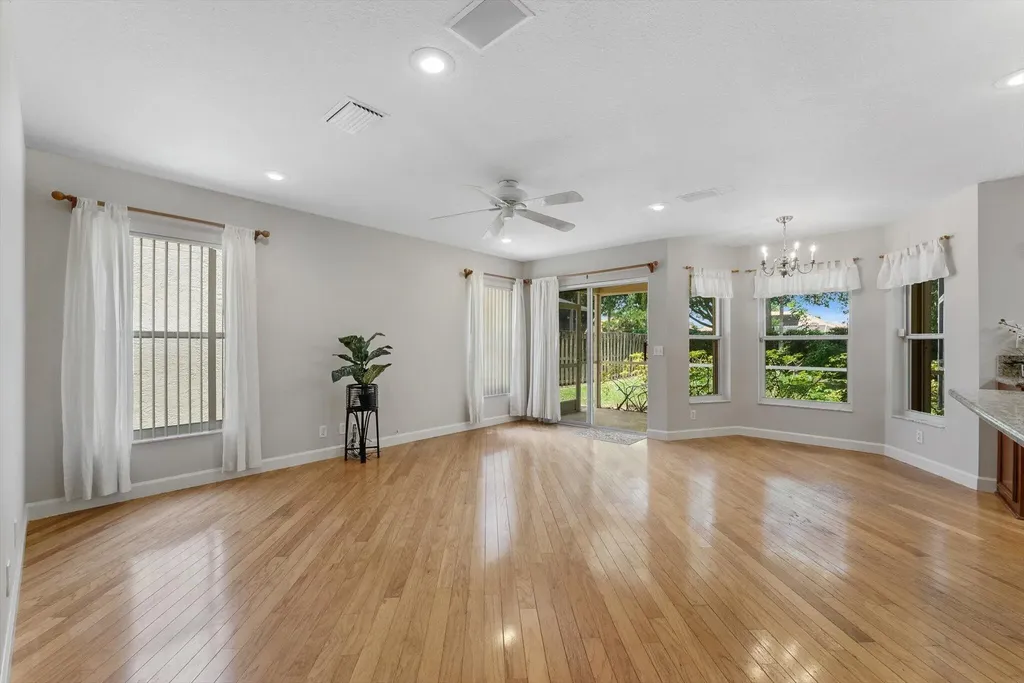 10796 Crescendo Circle Boca Raton FL 33498