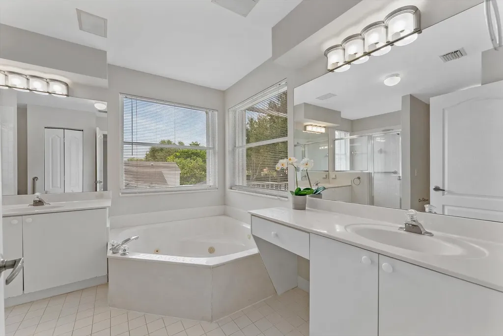 10796 Crescendo Circle Boca Raton FL 33498