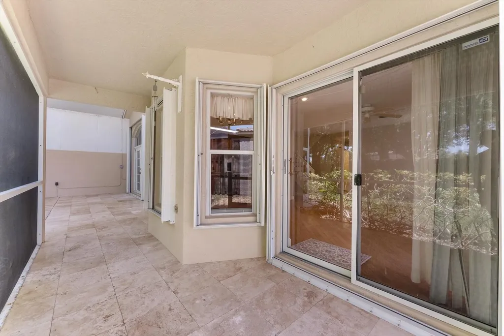 10796 Crescendo Circle Boca Raton FL 33498