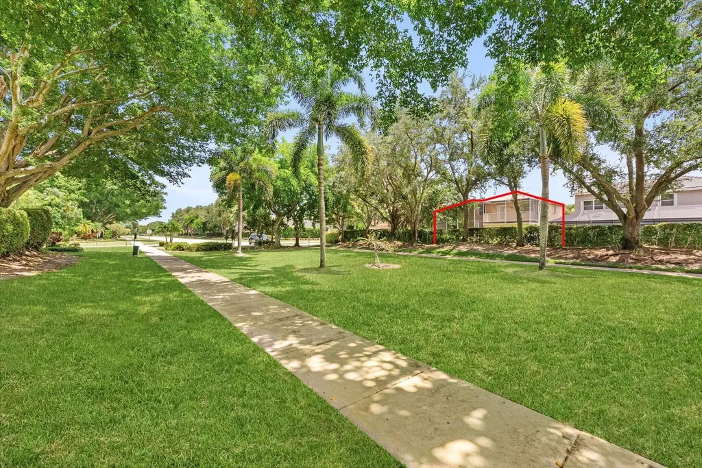 10796 Crescendo Circle Boca Raton FL 33498