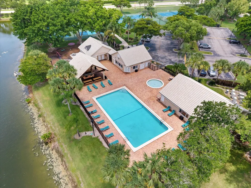 10796 Crescendo Circle Boca Raton FL 33498