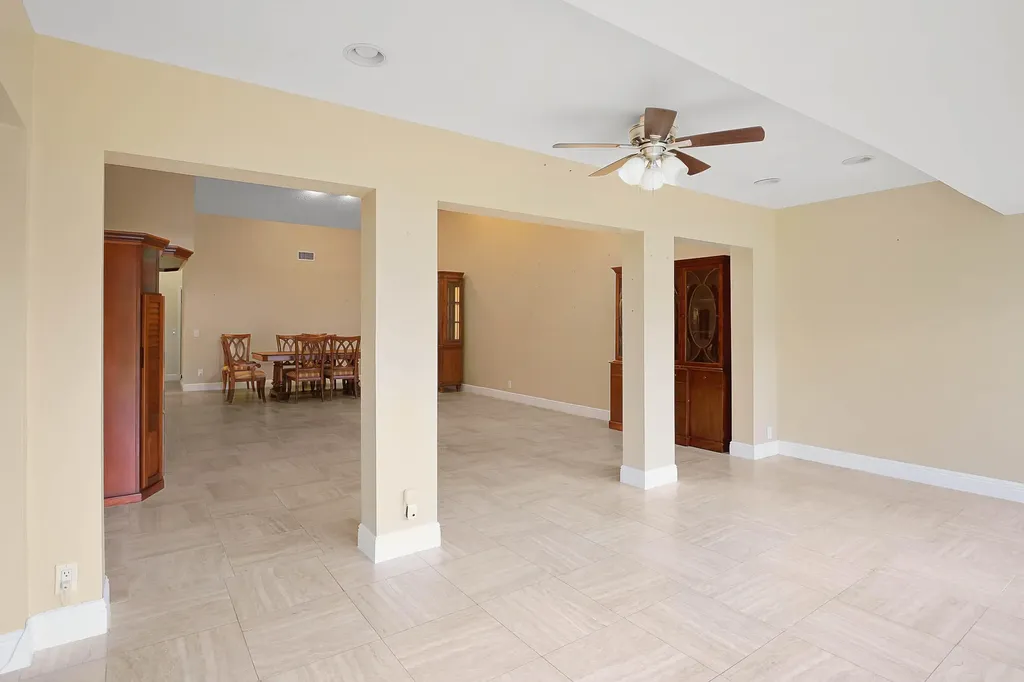 6845 Fountains Circle Lake Worth FL 33467