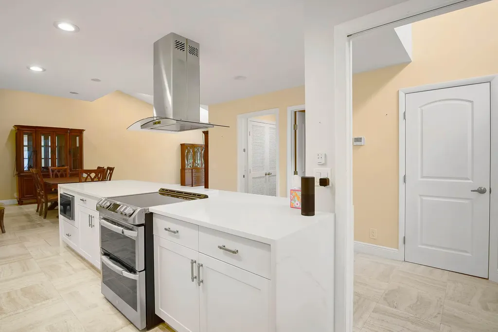 6845 Fountains Circle Lake Worth FL 33467