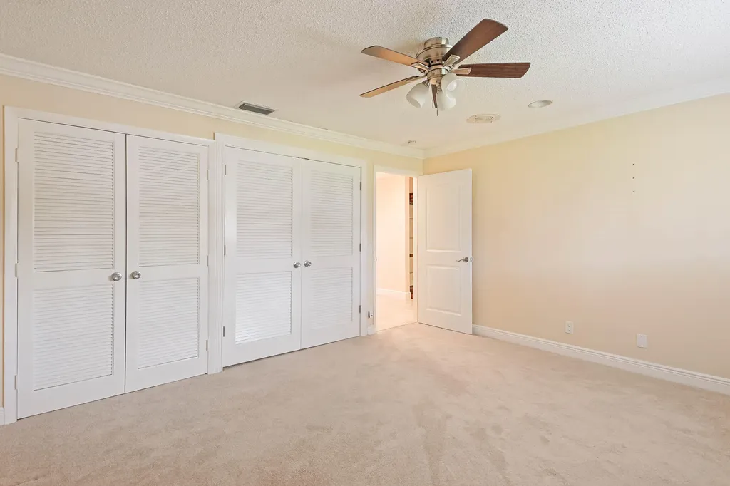 6845 Fountains Circle Lake Worth FL 33467