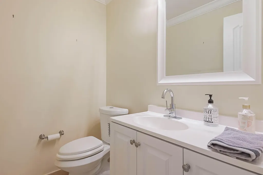 6845 Fountains Circle Lake Worth FL 33467