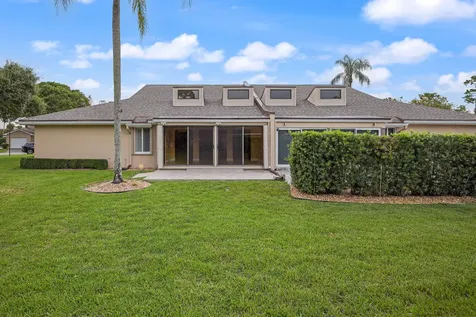 6845 Fountains Circle Lake Worth FL 33467