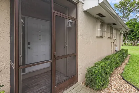 6845 Fountains Circle Lake Worth FL 33467