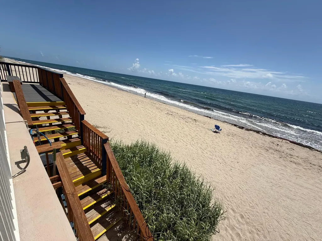 3540 S Ocean Boulevard South Palm Beach FL 33480
