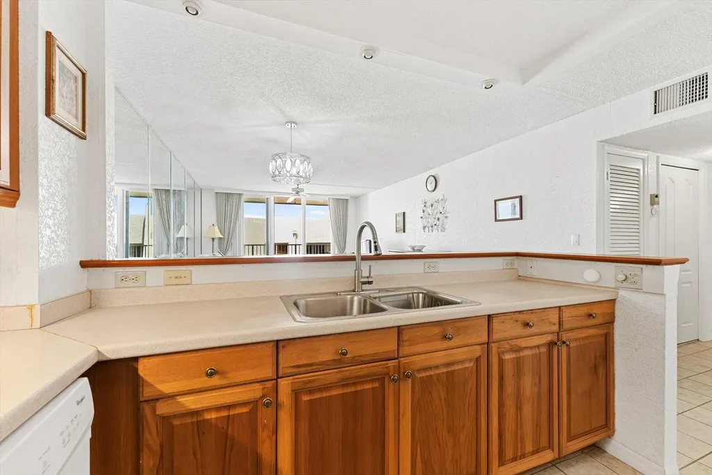 3540 S Ocean Boulevard South Palm Beach FL 33480