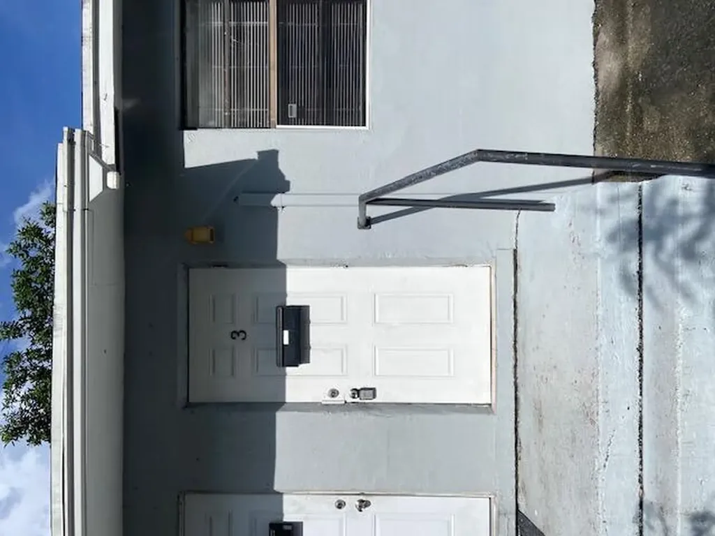 905 19th Street West Palm Beach FL 33407
