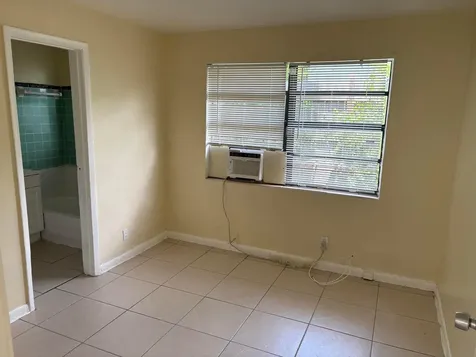 905 19th Street West Palm Beach FL 33407
