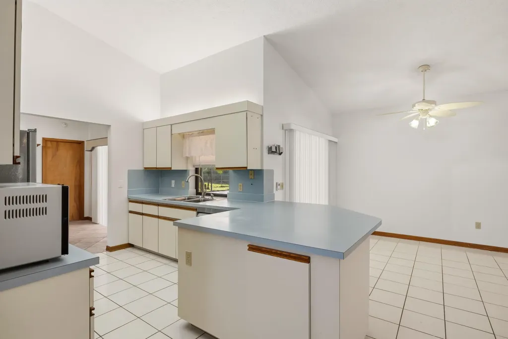 2373 SE Grand Drive Port St Lucie FL 34952
