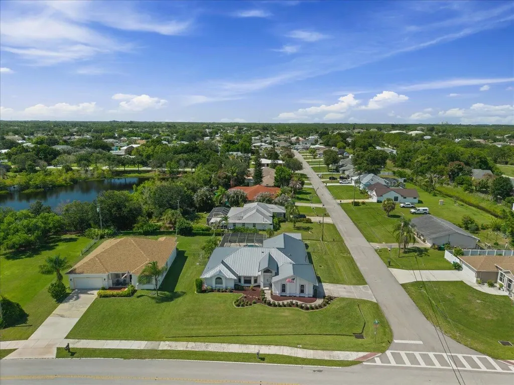 2373 SE Grand Drive Port St Lucie FL 34952