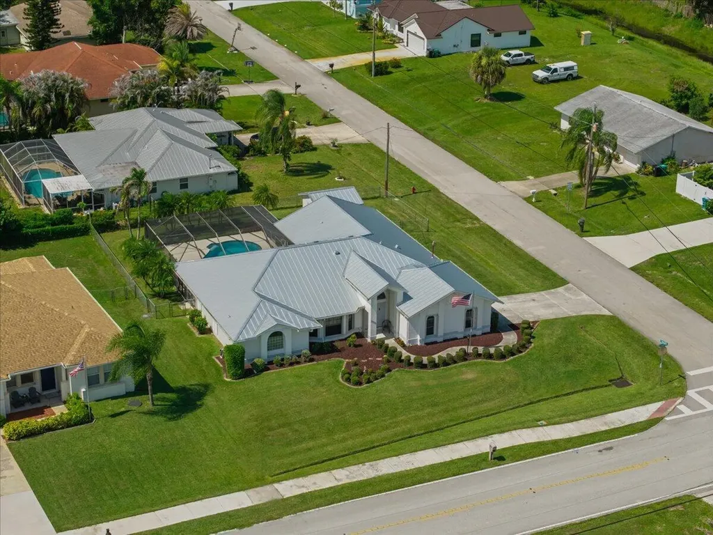 2373 SE Grand Drive Port St Lucie FL 34952