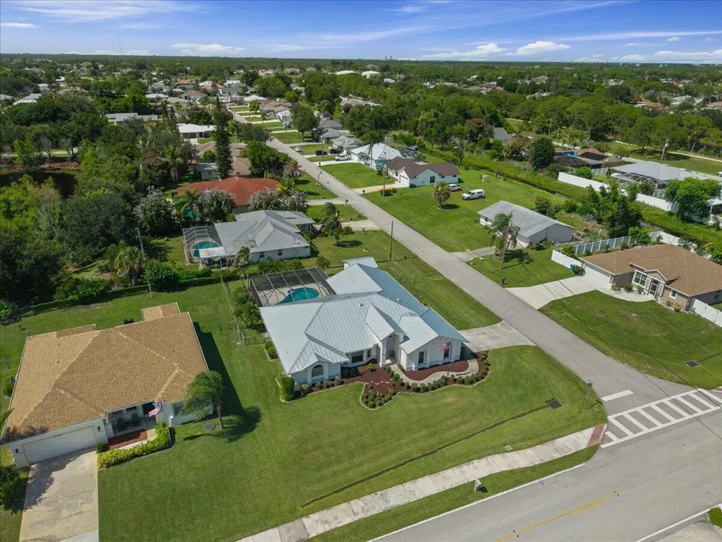 2373 SE Grand Drive Port St Lucie FL 34952