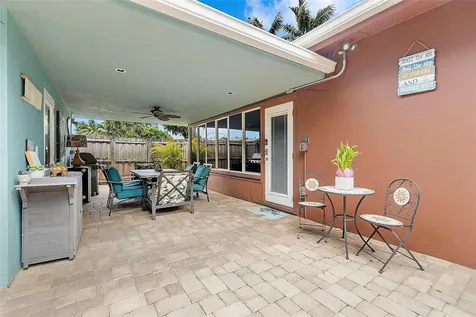 601 NW 22nd Court Wilton Manors FL 33311