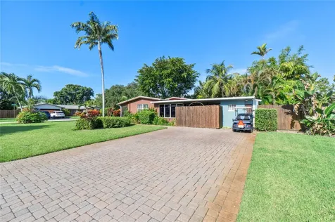 601 NW 22nd Court Wilton Manors FL 33311