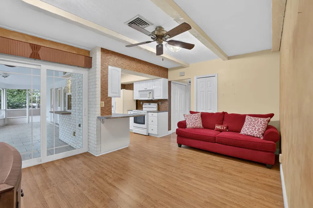 1011 SW 7th Street Boca Raton FL 33486