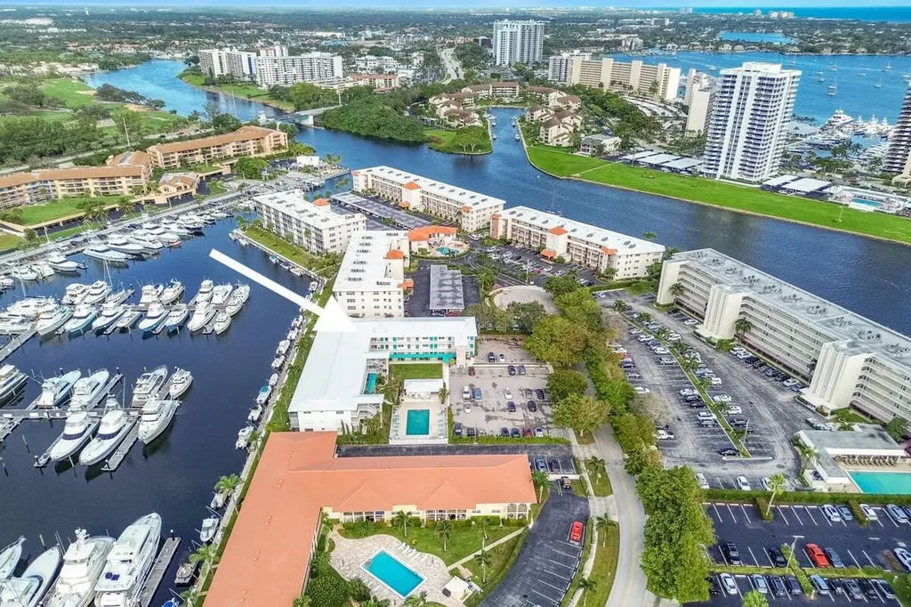 37 Yacht Club Drive North Palm Beach FL 33408
