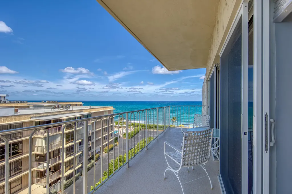 3230 S Ocean Boulevard Palm Beach FL 33480