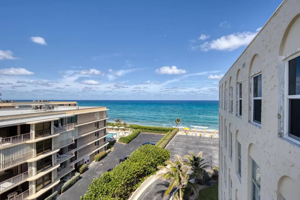 3230 S Ocean Boulevard Palm Beach FL 33480