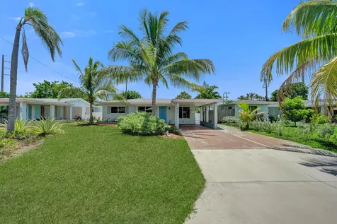 230 NE 45th Street Oakland Park FL 33334