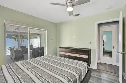 230 NE 45th Street Oakland Park FL 33334