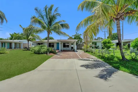 230 NE 45th Street Oakland Park FL 33334