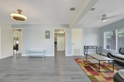 230 NE 45th Street Oakland Park FL 33334