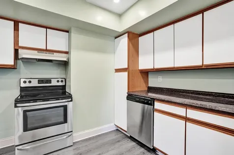 230 NE 45th Street Oakland Park FL 33334