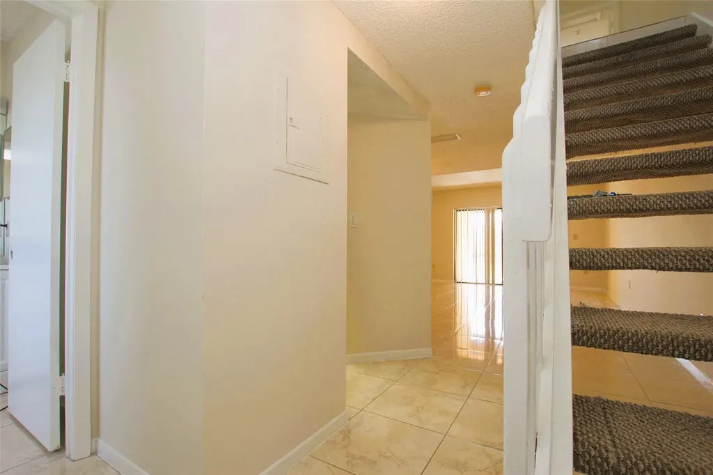 5200 NW 31st Avenue Fort Lauderdale FL 33309