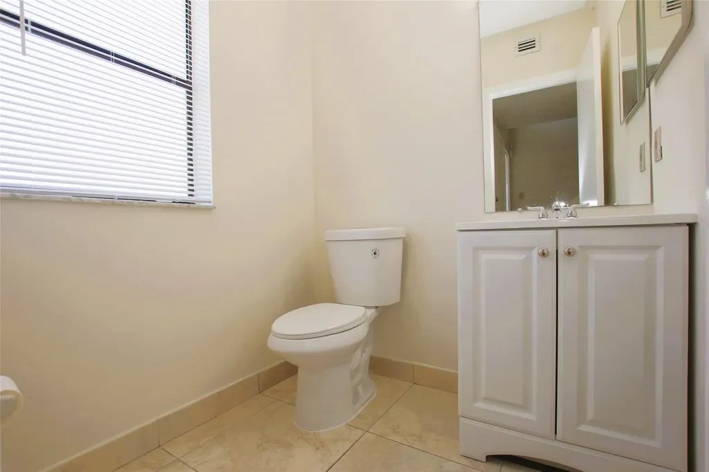 5200 NW 31st Avenue Fort Lauderdale FL 33309