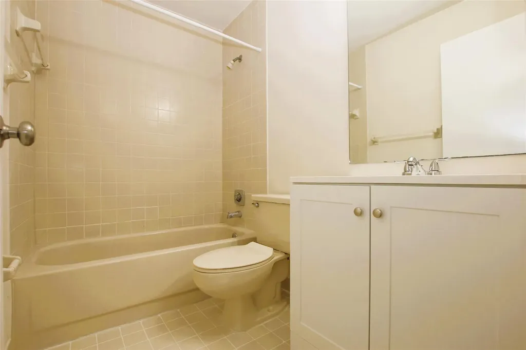5200 NW 31st Avenue Fort Lauderdale FL 33309